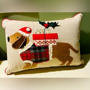 DACHSHUND Elegant Christmas Holiday Pillow Exceptional design Perfect🎁 NWT